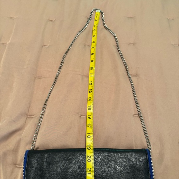 NWT Halogen Black, Blue and Gray Women's Clutch - Picture 8 of 8